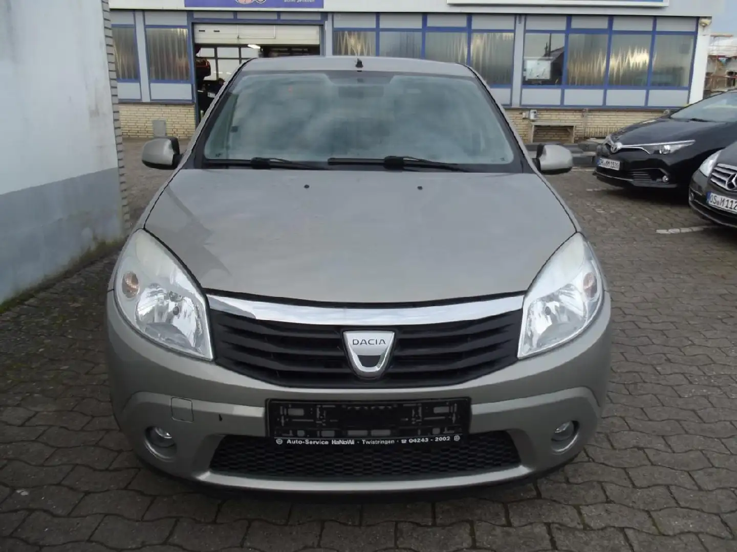 Dacia Sandero Laureate Bronze - 1