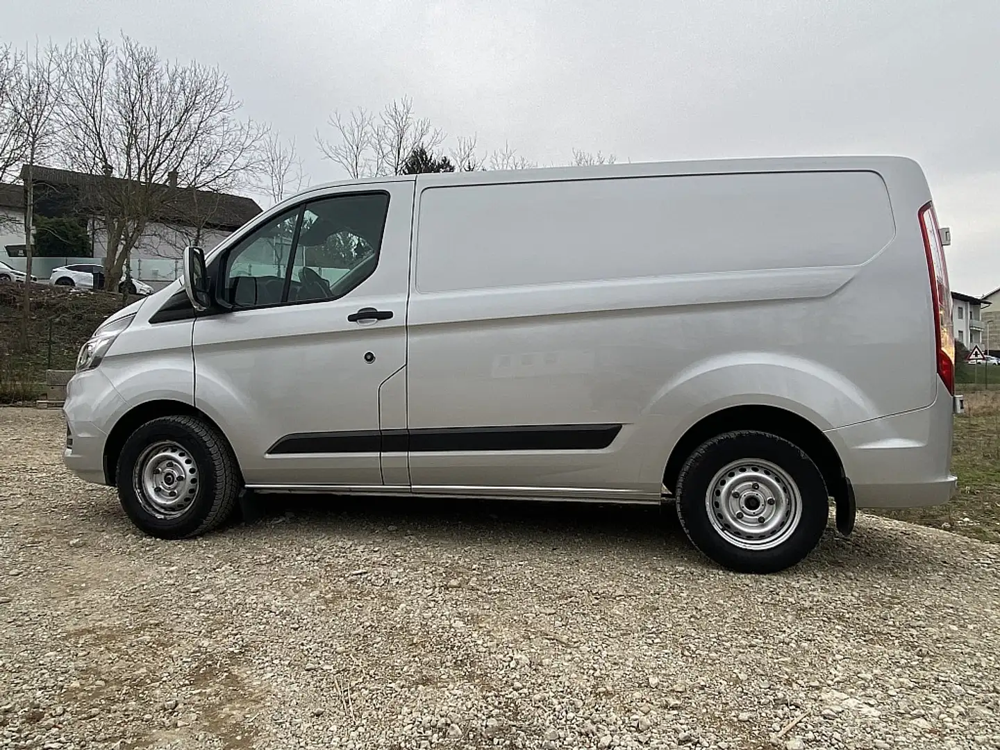 Ford Transit Custom Kasten 2,0 TDCi L1H1 300 NAVI/RÜCKFAHRKAM/PDC/M... Silber - 2
