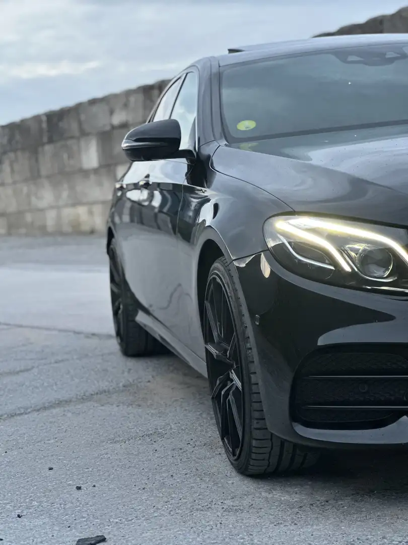 Mercedes-Benz E 220 d 9G-TRONIC AMG Line - 2