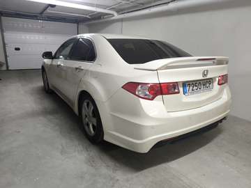 Accord 2.2i-DTEC Luxury Aut. Luxury