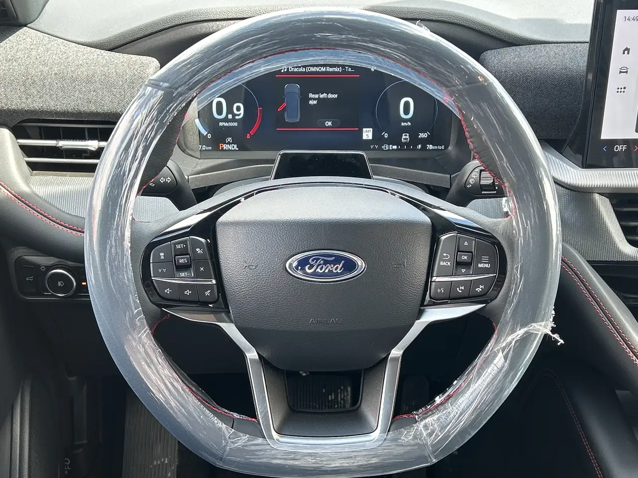 Ford Explorer снимка Ford Explorer