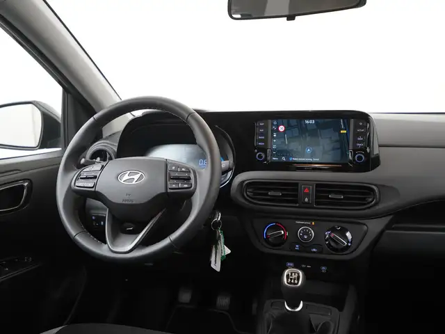 Hyundai i10 view 5