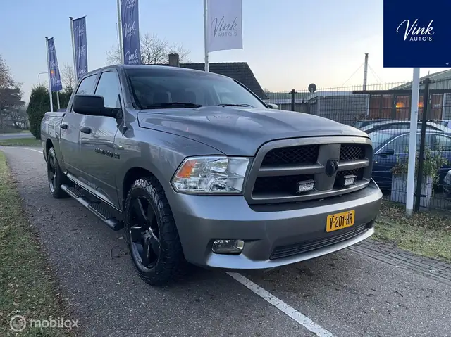 Dodge RAM 1500 4X4 5.7 V8 Quad Cab 6'4 MARGE