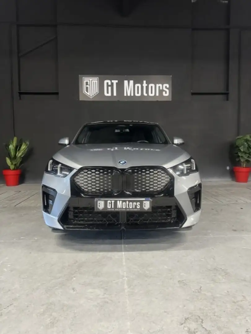 BMW X2 (U10) IX2 EDRIVE20 204CH M SPORT Gris - 2