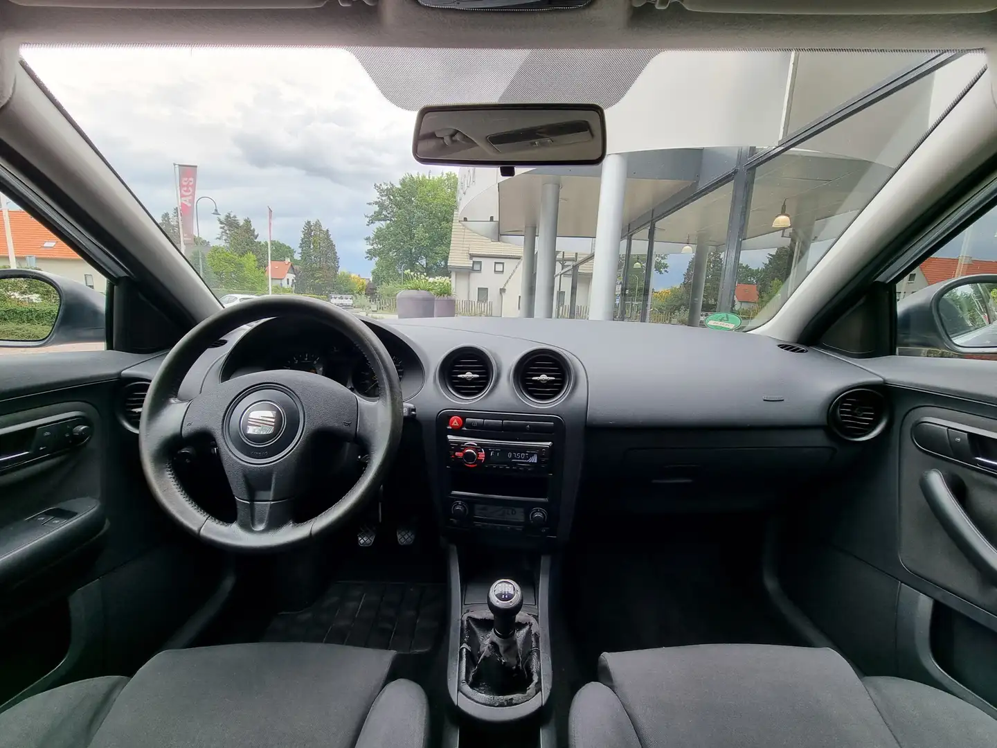 SEAT Ibiza 1.4-16V Sport Grijs - 2