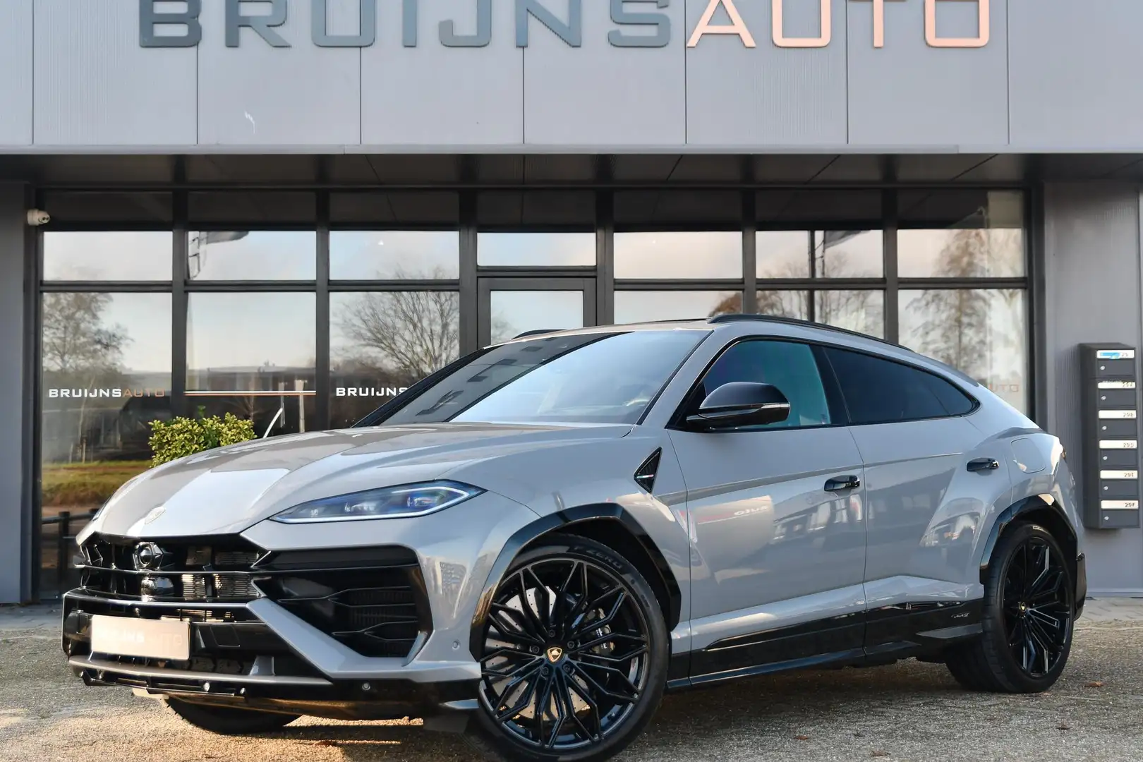 Lamborghini Urus 4.0V8 Hybrid SE |GrigioChina|Carbon|OriginlNL|Akra Grau - 2