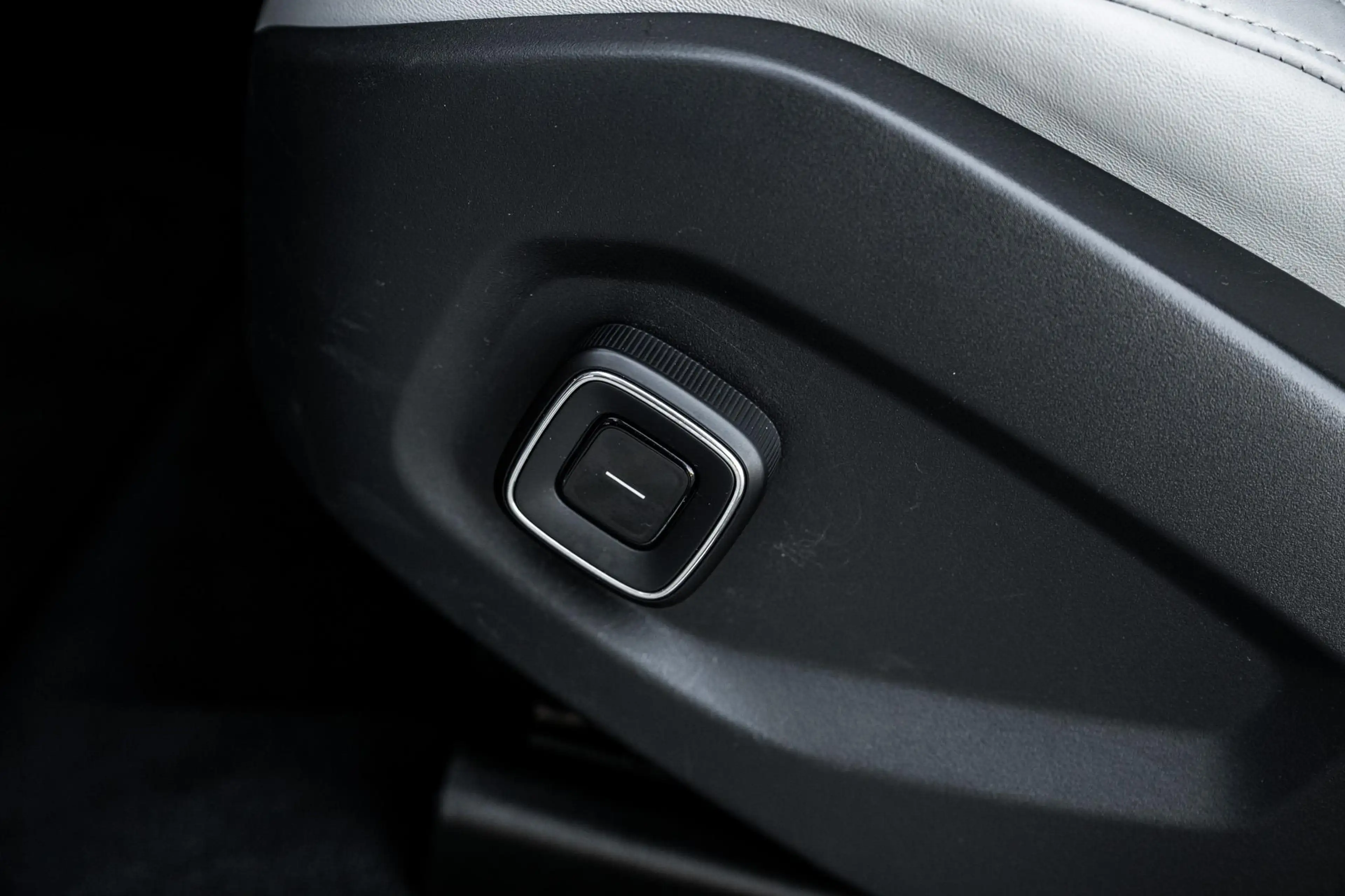Polestar 3 Long range Dual motor AWD 111 kWh Performance | Pi — photo 7