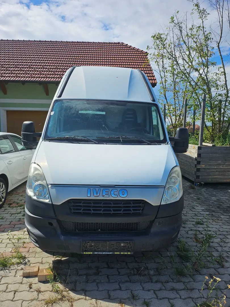 Iveco Daily Daily 29 L 14 C 3000 2,3 HPT Weiß - 2
