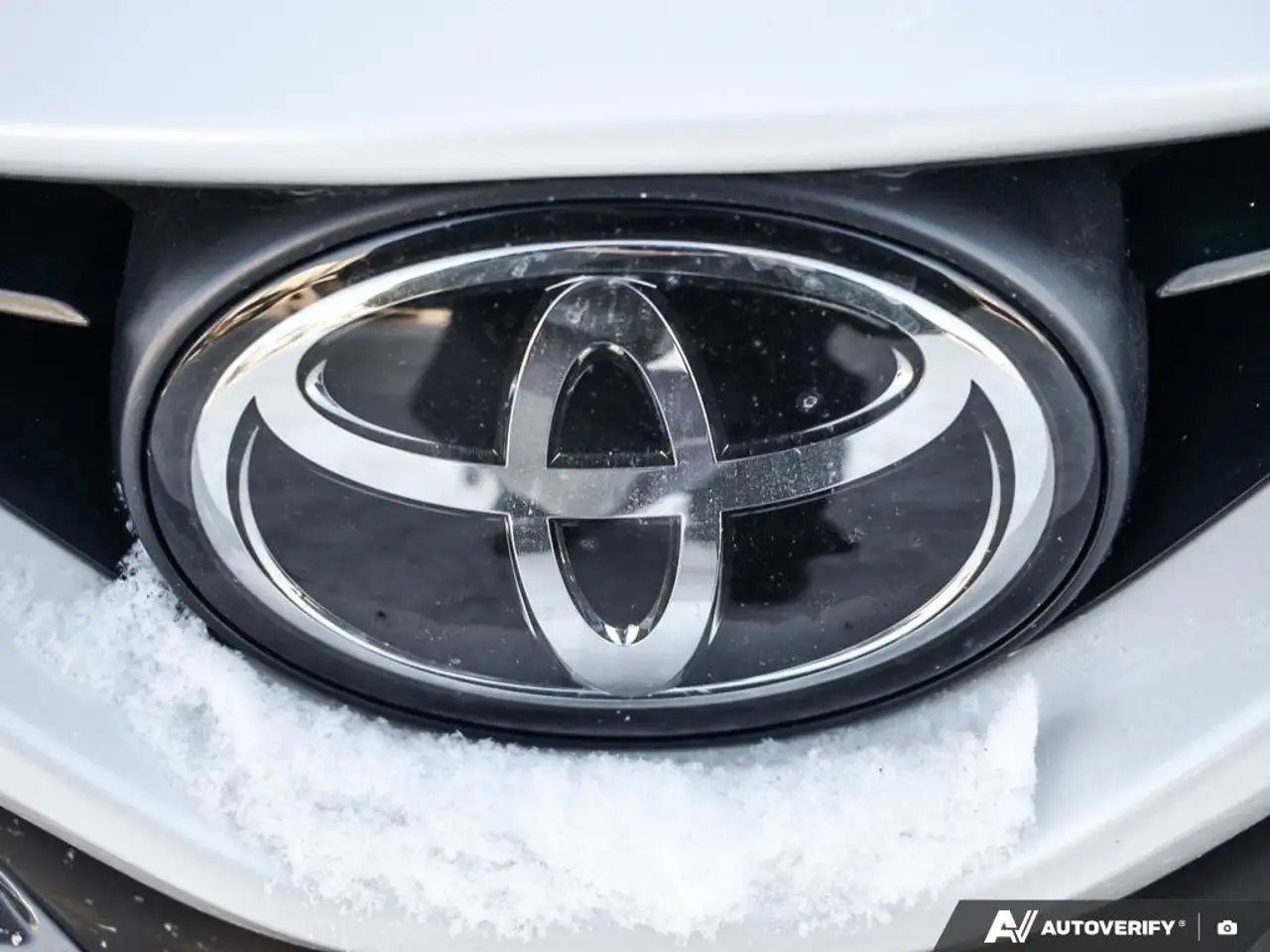 Toyota Camry снимка Toyota Camry