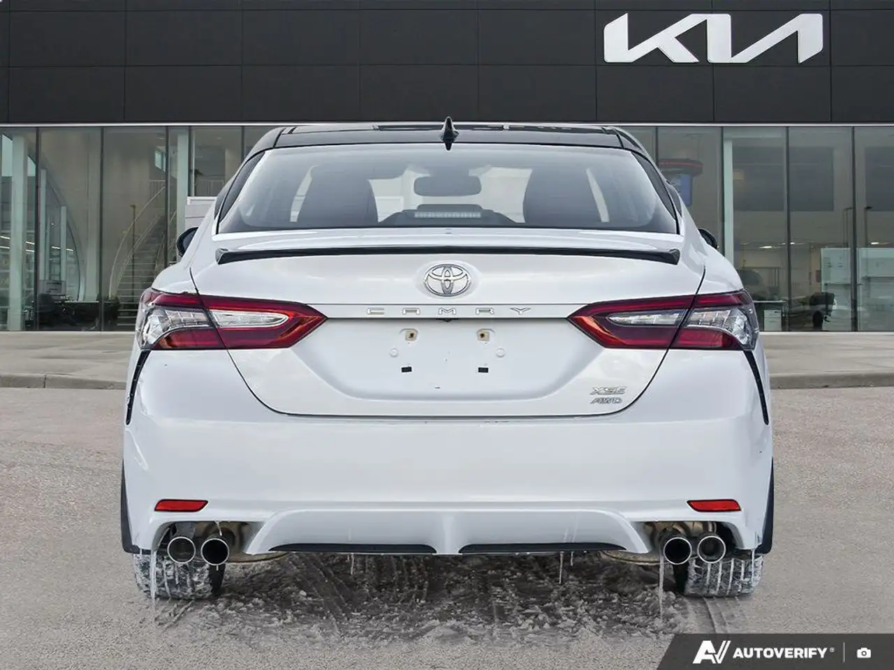 Toyota Camry снимка Toyota Camry