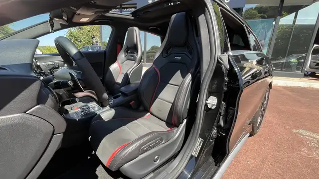 Mercedes-Benz Cla view 15