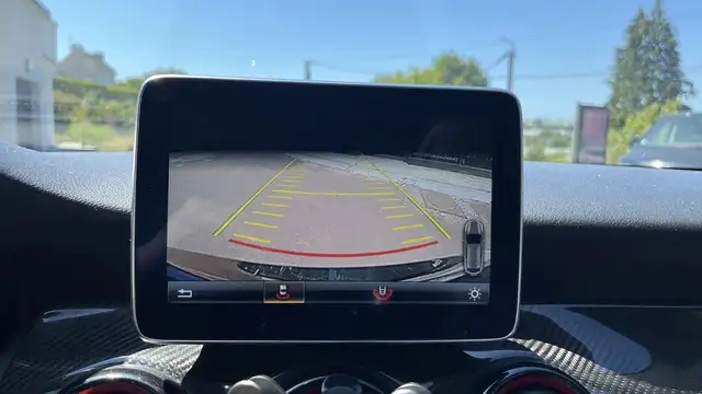 Mercedes-Benz Cla view 27
