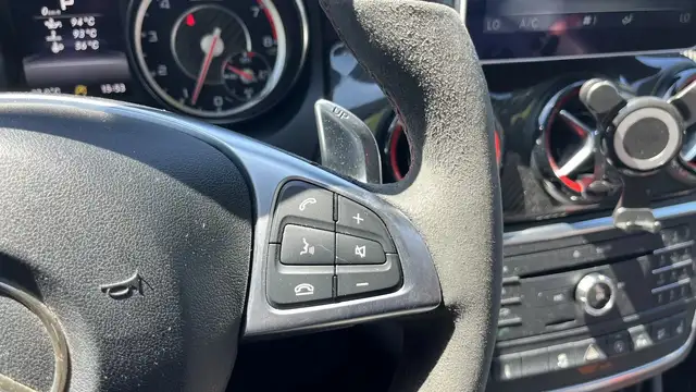 Mercedes-Benz Cla view 22
