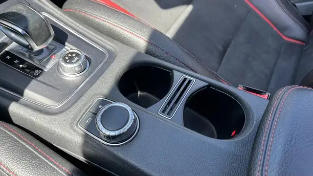 Mercedes-Benz Cla view 30