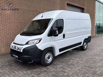 Gesloten Bestelwagen 3T5 L2H2 140PK AT8 LD