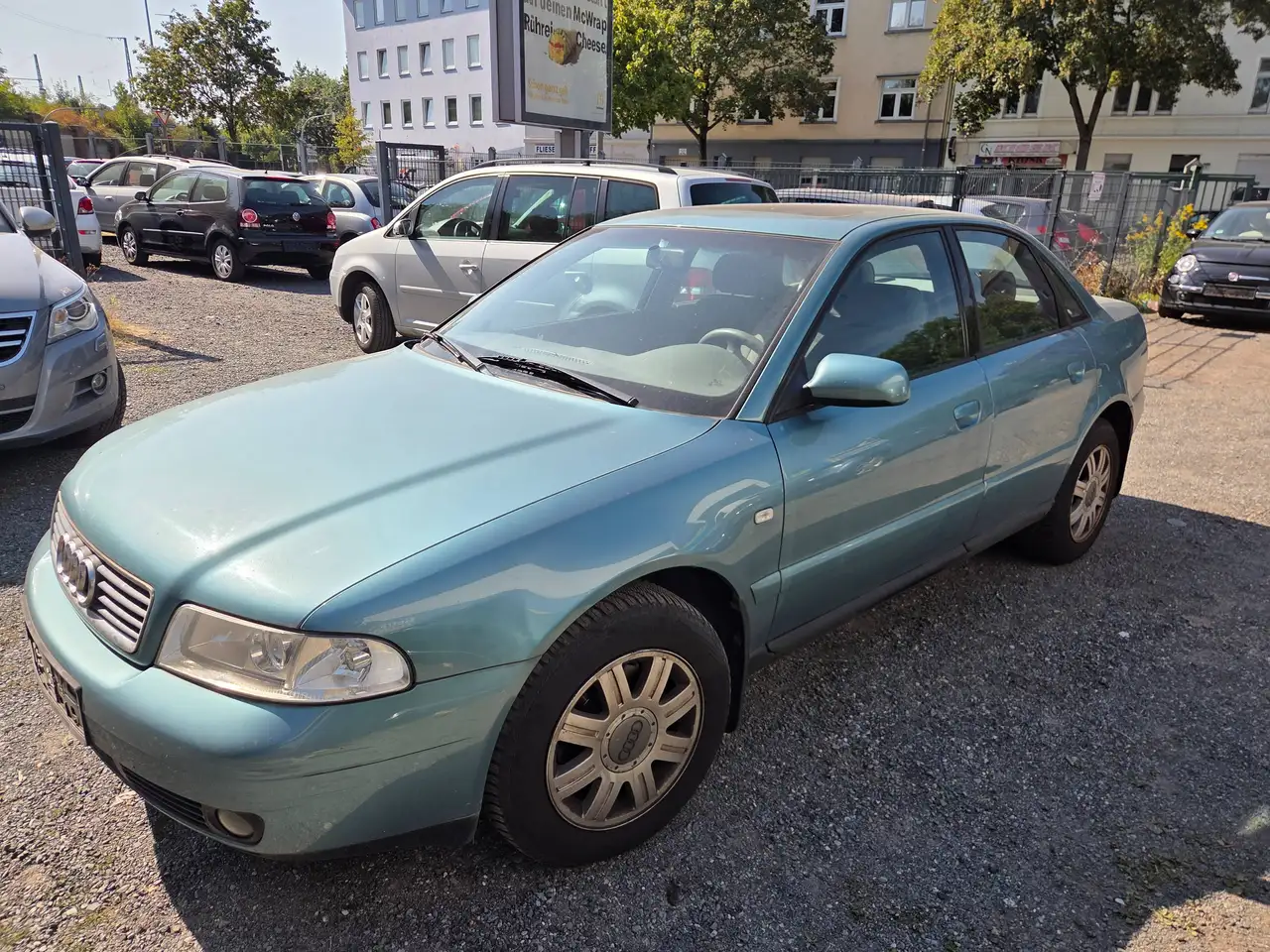 Audi A4 1.8 TÜV neu 2 Hand Klima, foto 2