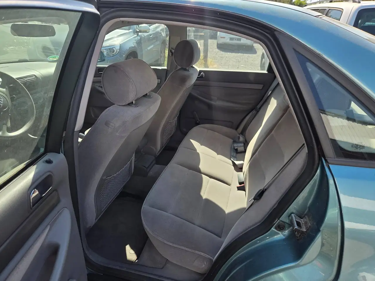 Audi A4 1.8 TÜV neu 2 Hand Klima, foto 11