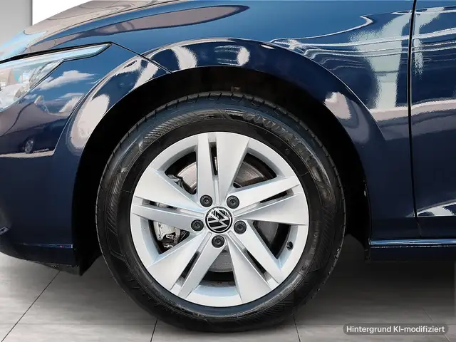 Volkswagen Golf view 6