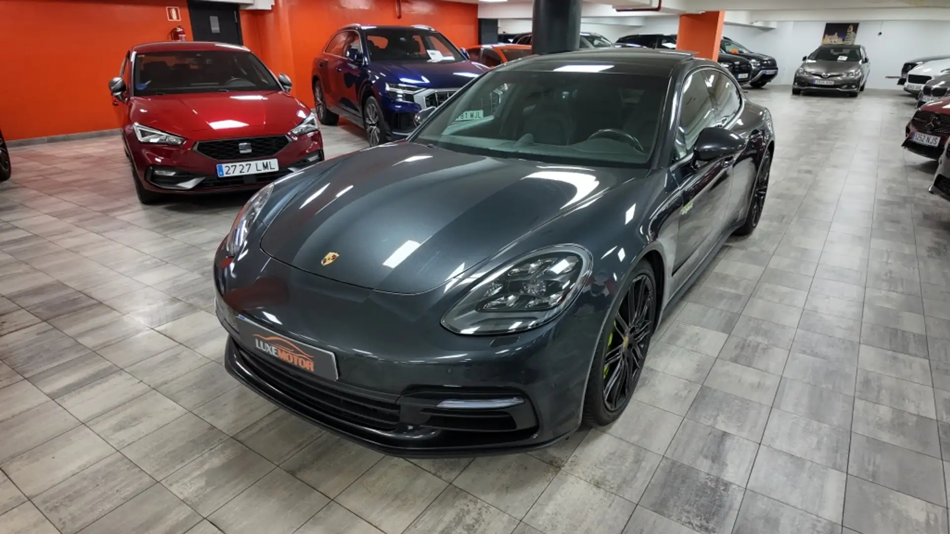 Porsche Panamera 4 E-Hybrid Executive Aut. Gris - 1