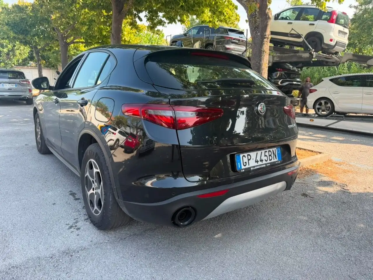 Alfa Romeo Stelvio 2023