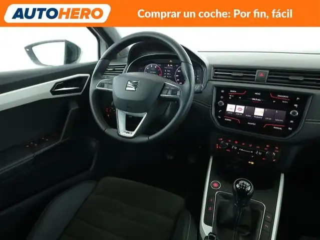 Seat Arona view 14