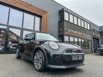 MINI Cooper S Mini 2.0 Classic L aut 204pk/Pano/HK/Navi/Head up/