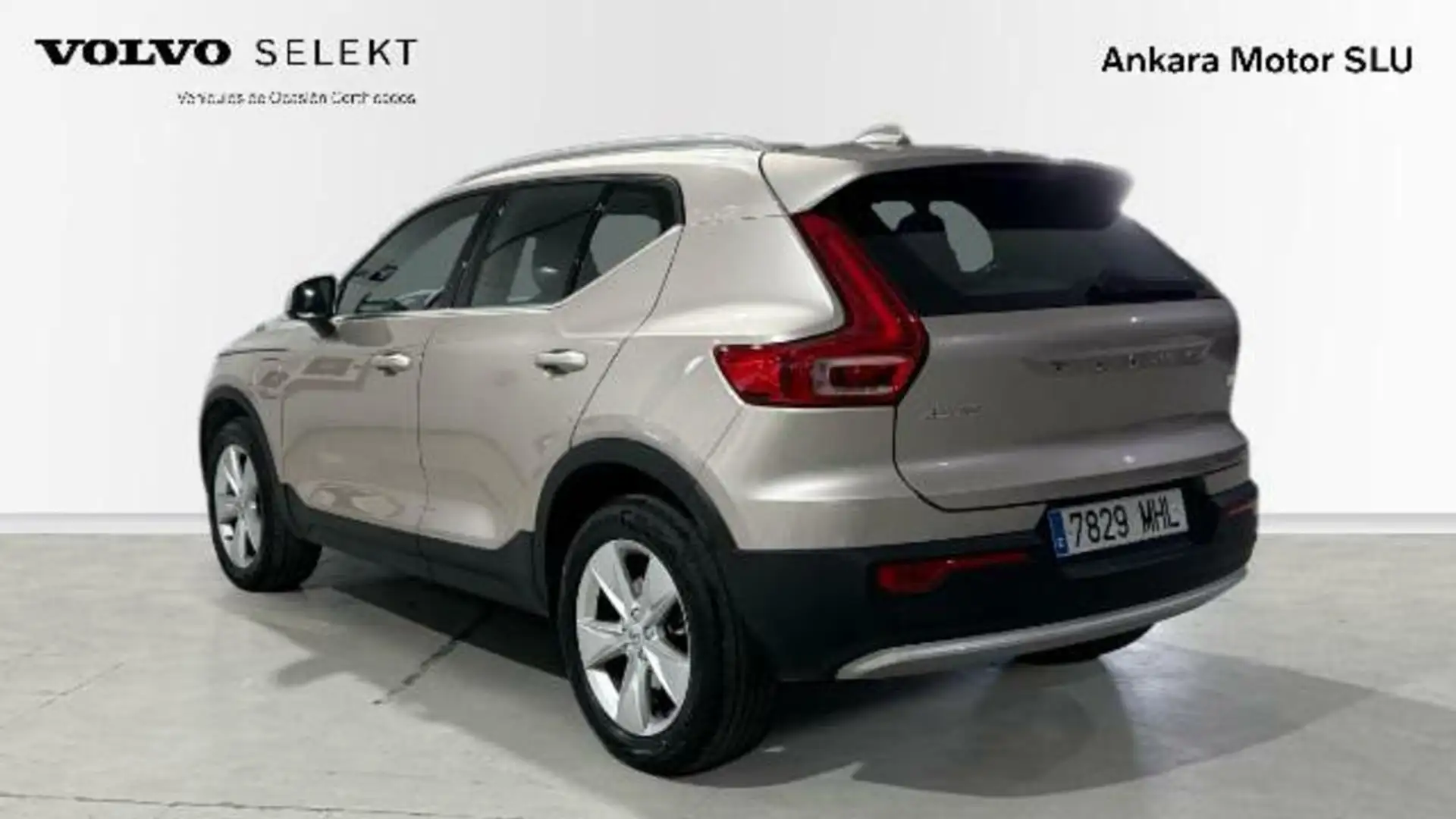 Volvo XC40 1.5 T4 PHEV RECHARGE CORE DCT 5P - 2