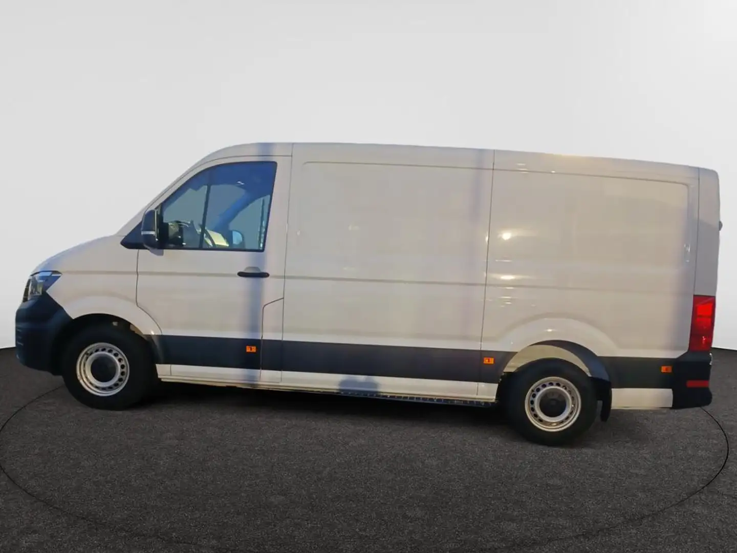 Volkswagen Crafter Crafter 30 Fourgon  L3H2 2,0 l TDI EU6 SCR FWD BMT Blanc - 2