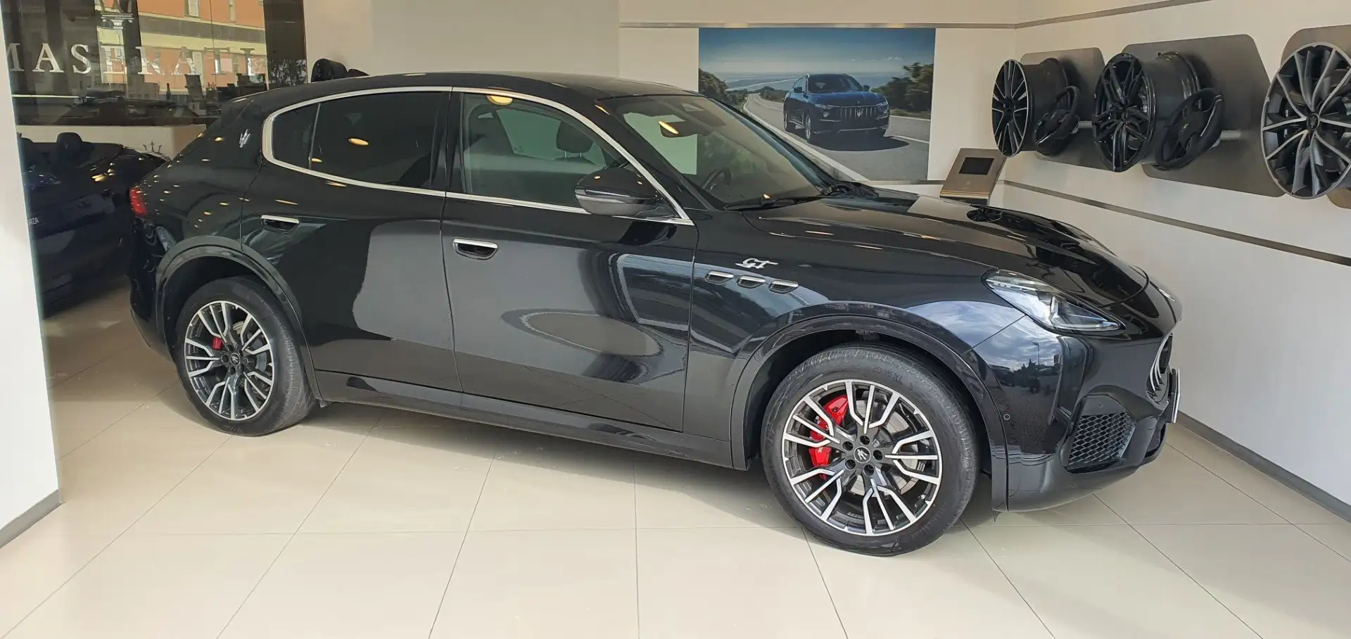 Maserati Grecale Grecale 2.0 mhev GT 300cv auto Noir - 2