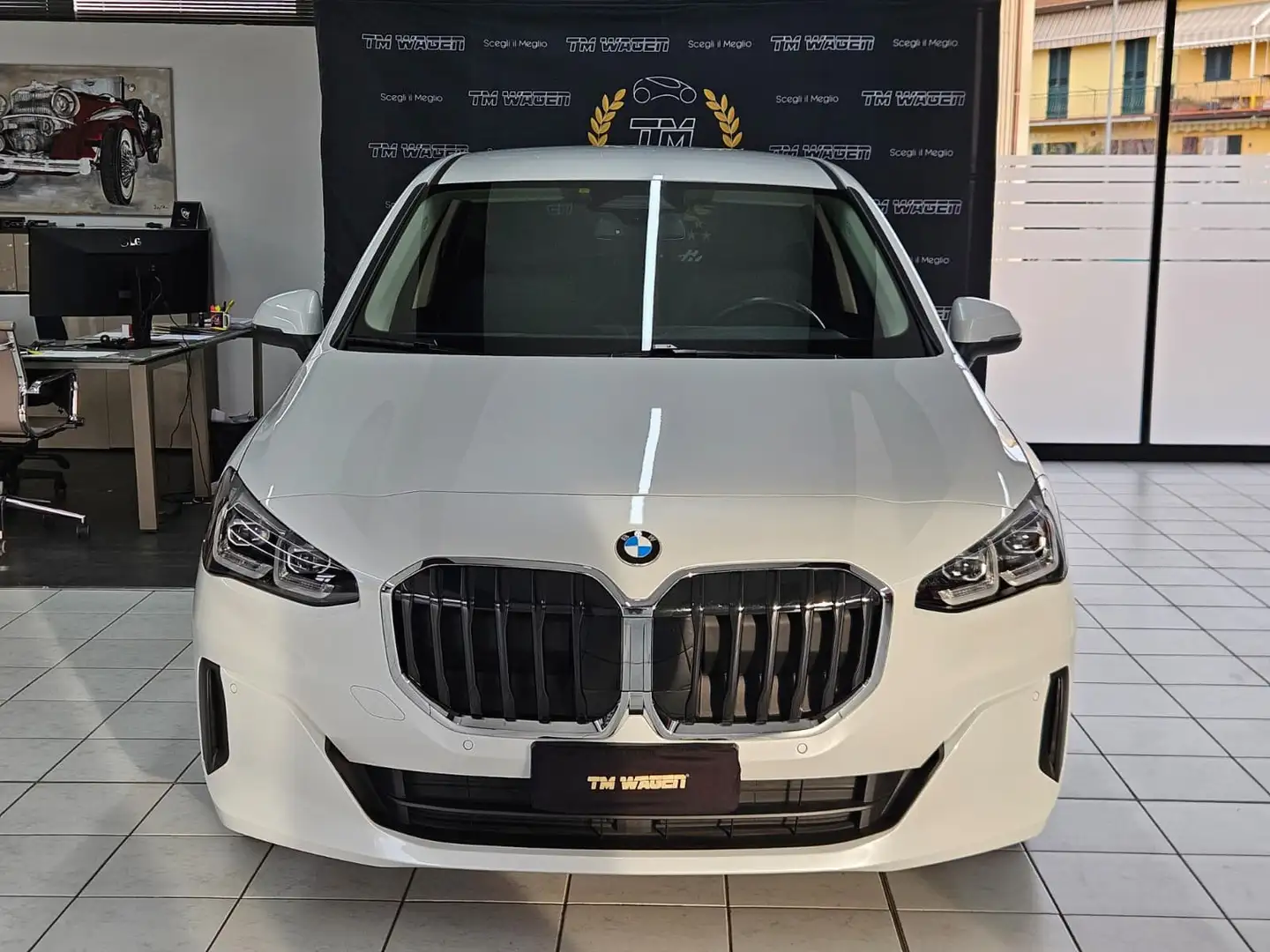 BMW 220 i Active Tourer mhev 48V auto Bianco - 2