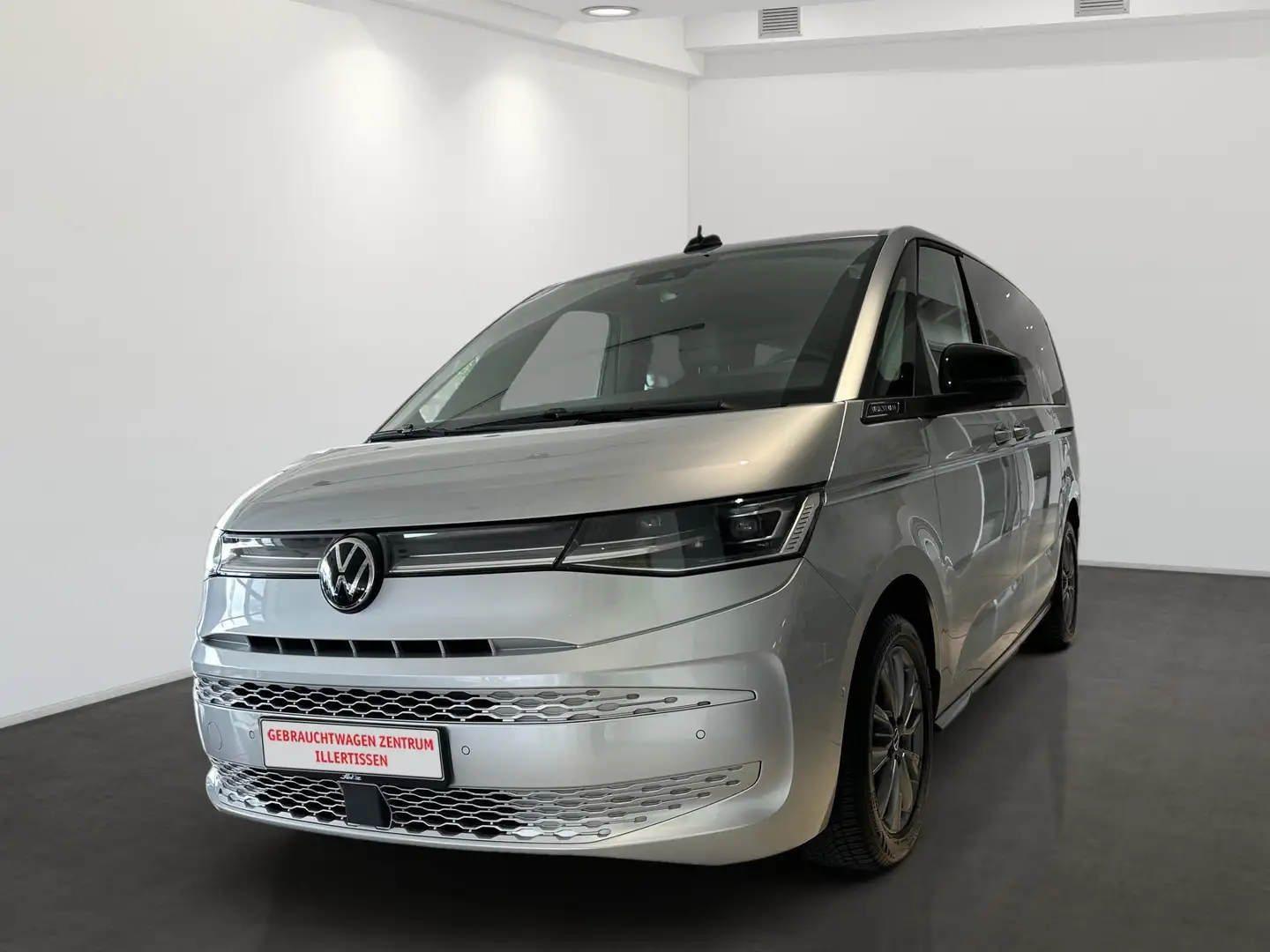 Volkswagen T7 Multivan 2.0 TDI LÜ Style *7-SITZER*AHK*PANO* Silber - 2