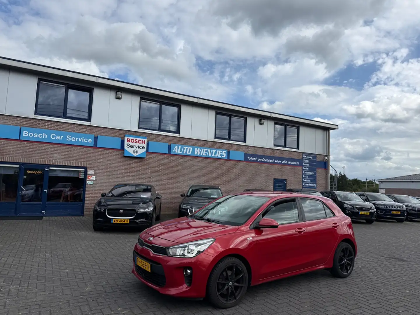 Kia Rio 1.0 TGDI | ComfortPlusLine Navigator 5-Drs | Airco Rood - 2