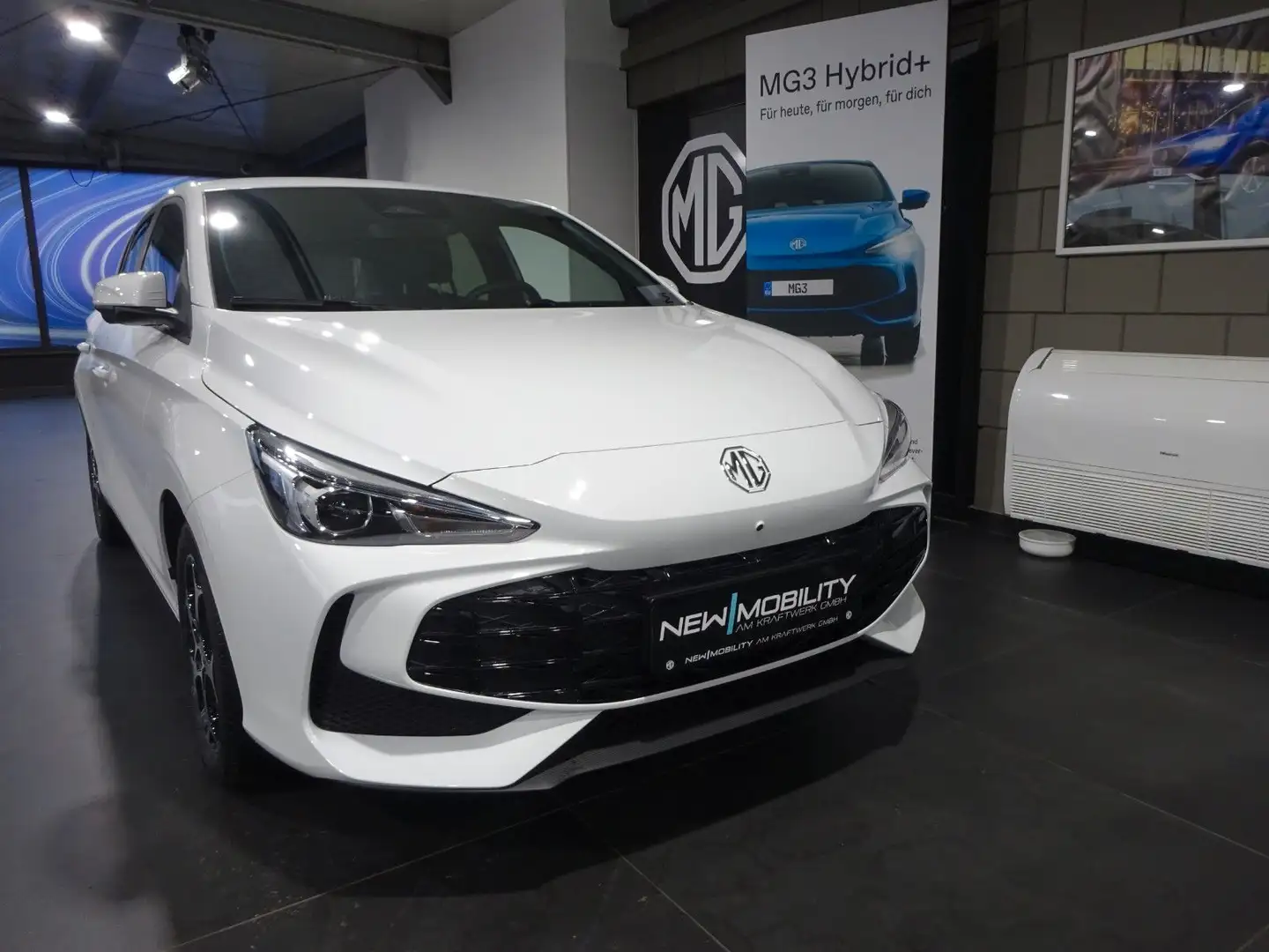 MG MG3 Luxury MY 24 Wit - 1
