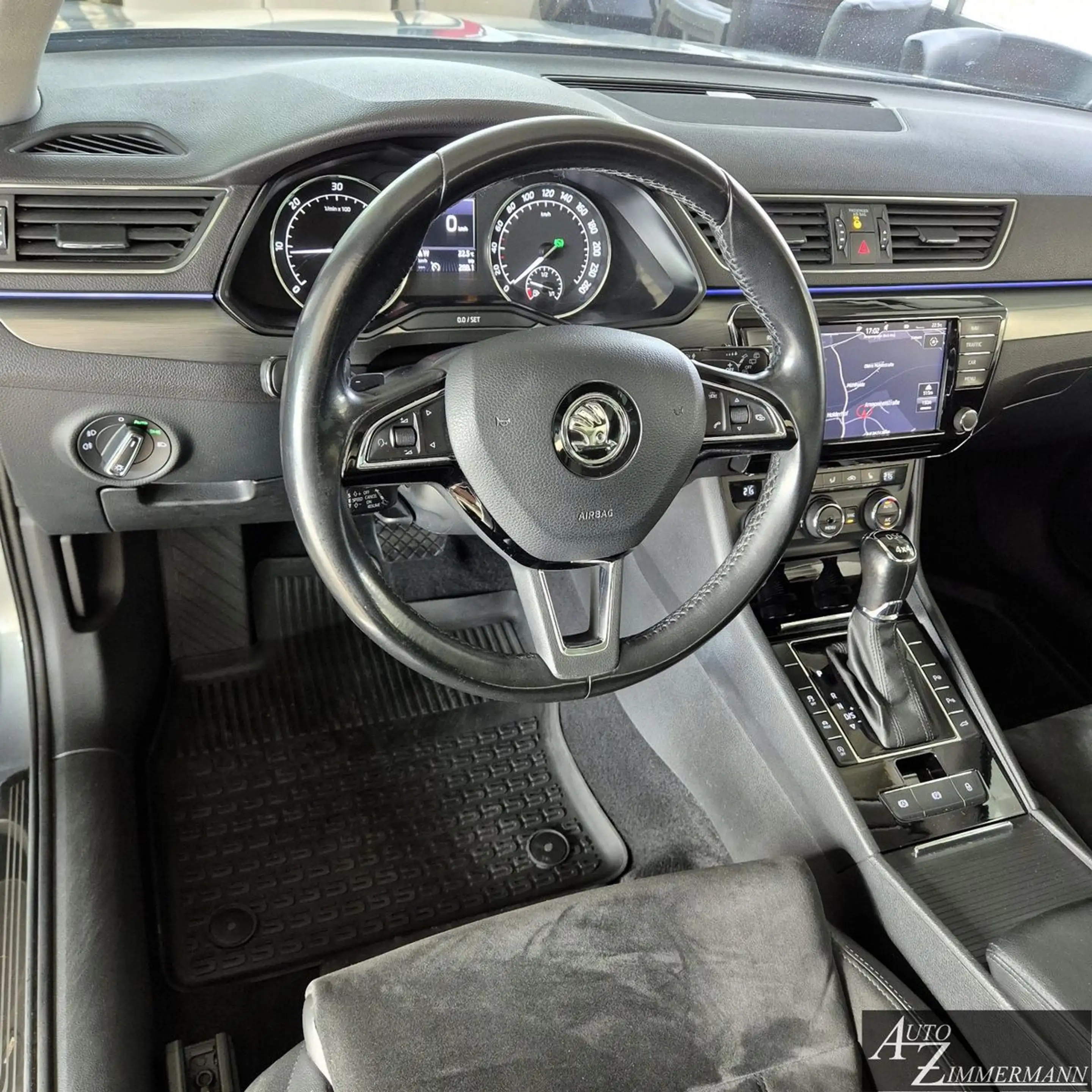 Skoda Superb 2,0TDI DSG Style 4x4 Leder*ACC*AHK*19Zoll — photo 6