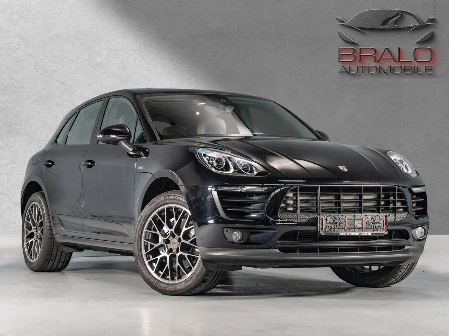 Porsche Macan S Diesel, 1.Hd., Voll., Panorama, 18 Wege Schwarz - 2