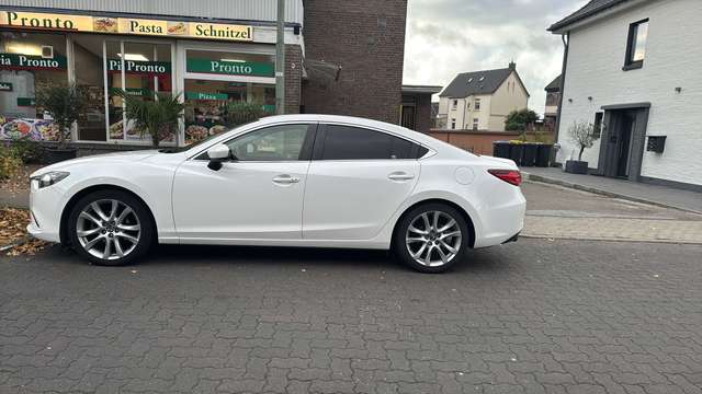 Imagine Mazda 6 2.2 SKYACTIV-D Sports-Line