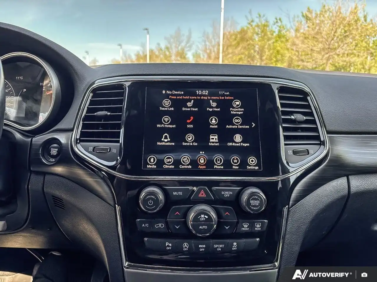 Jeep Grand Cherokee снимка Jeep Grand Cherokee