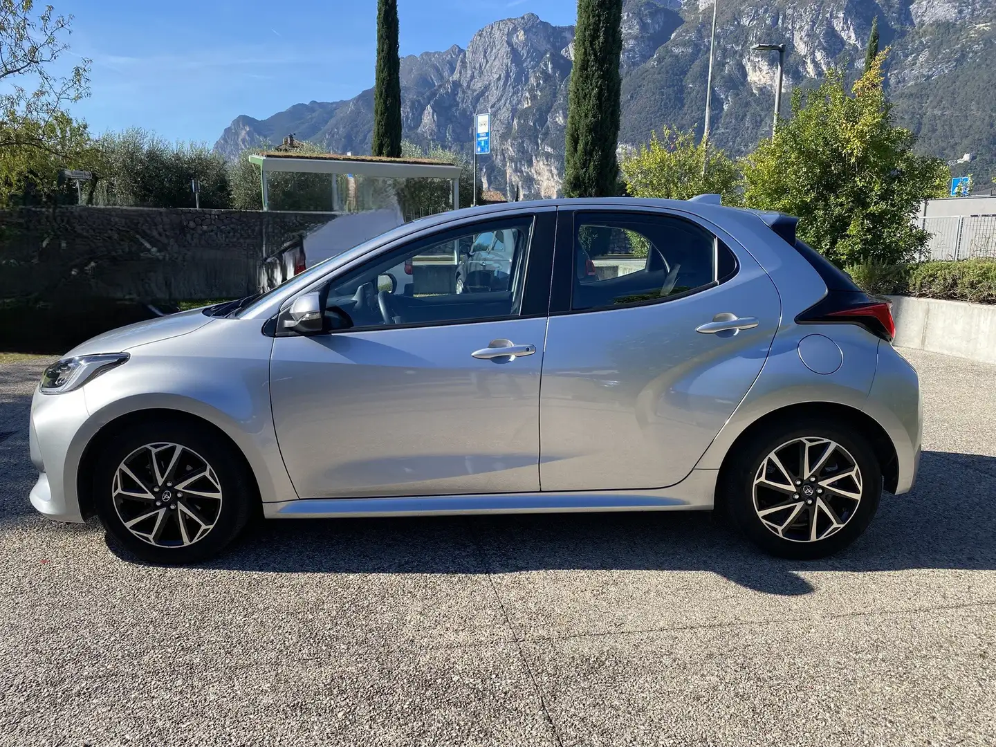 Toyota Yaris Yaris IV 2020 1.0 Active - La migliore !!! Argento - 1