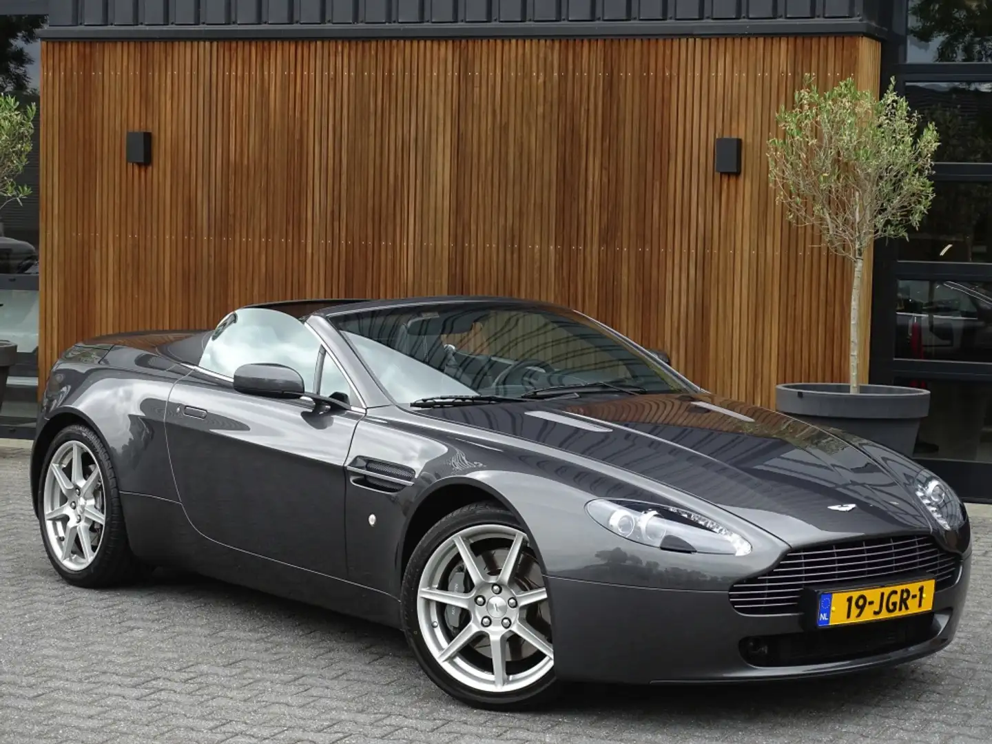 Aston Martin Vantage V8 Roadster 4.3 V8 385PK Sportshift / unieke conco Grau - 2