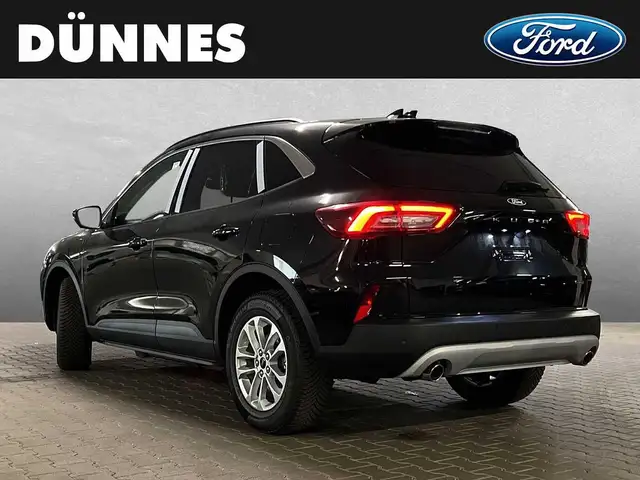 Ford Kuga view 3