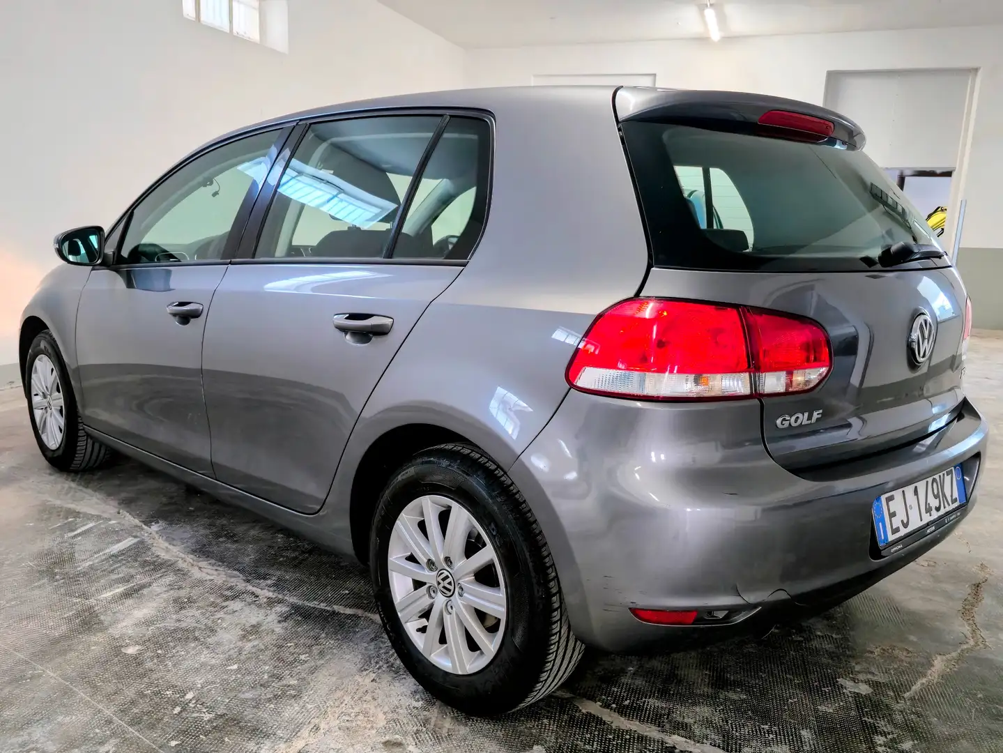 Volkswagen Golf Golf 5p 1.6 tdi Highline Grey - 2