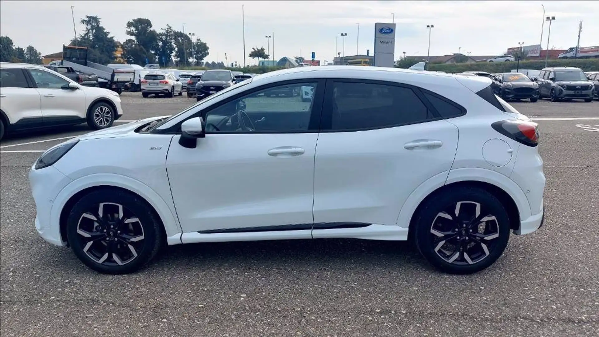Ford Puma 1.0 ecoboost h ST-Line X s&s 125cv Blanc - 2