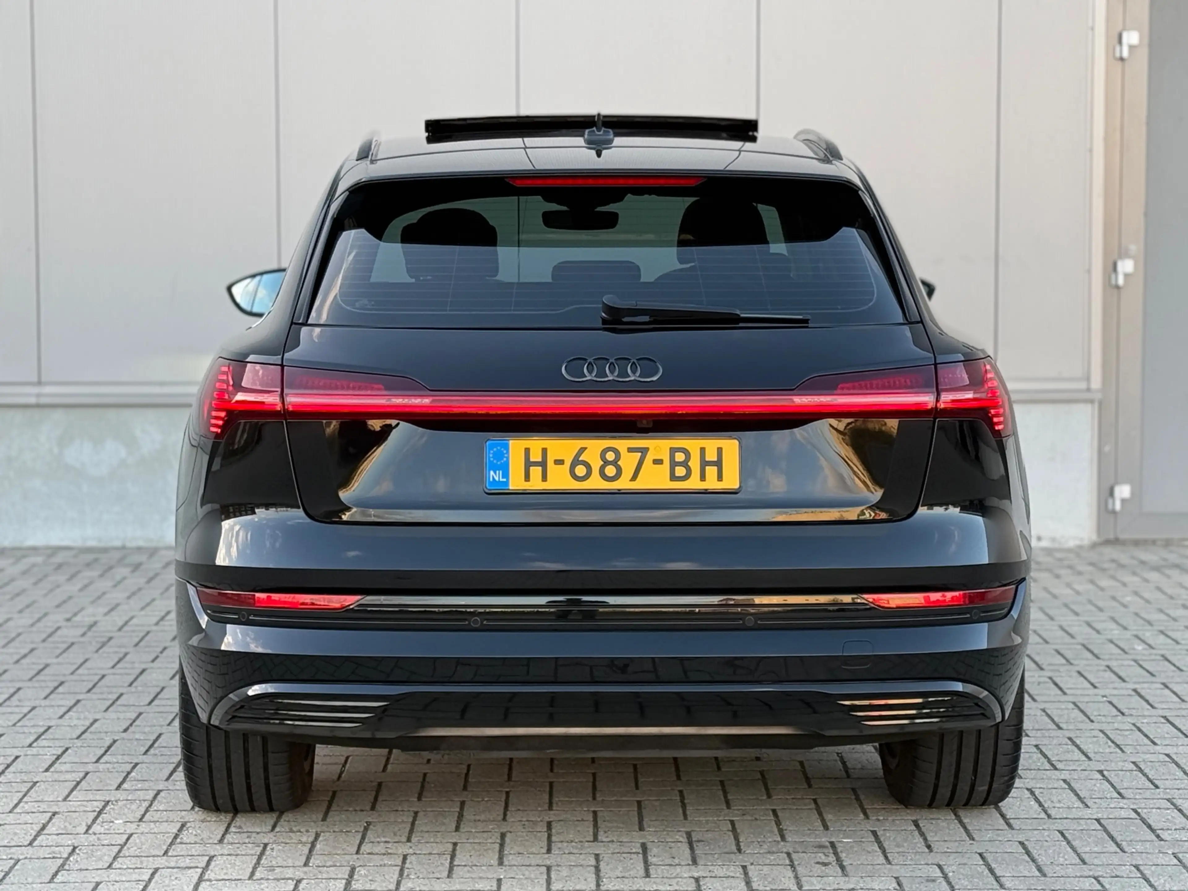 Audi e-tron E-tron 50 quattro SOH 92% PANO 71 kWh — photo 8