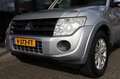 Mitsubishi Pajero 3.2 DID 5DRS A/T VAN Plateado - thumbnail 18