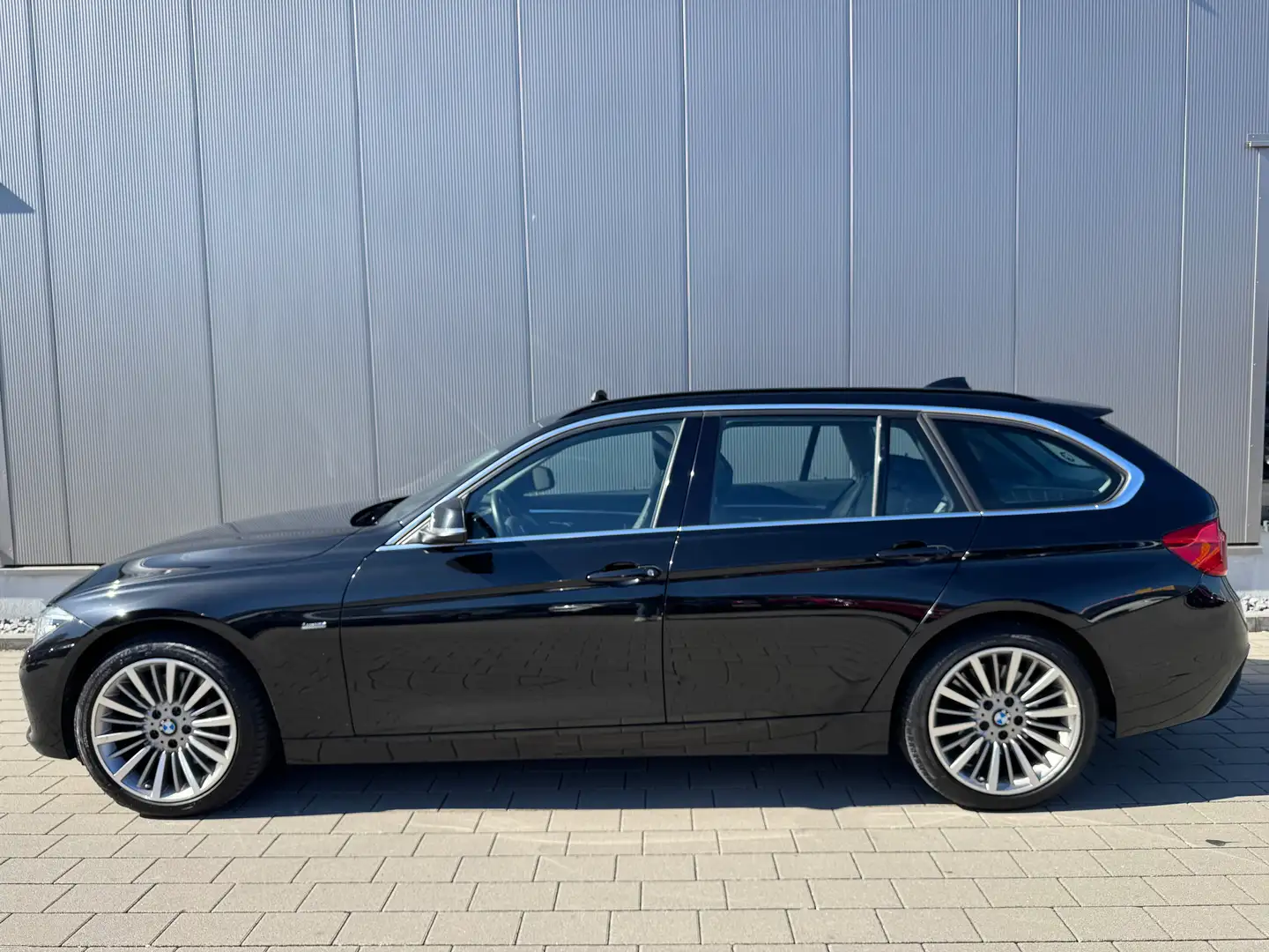 BMW 340 340 i xDrive Luxury Line/ AHK/LED/Head-up-Display Schwarz - 2