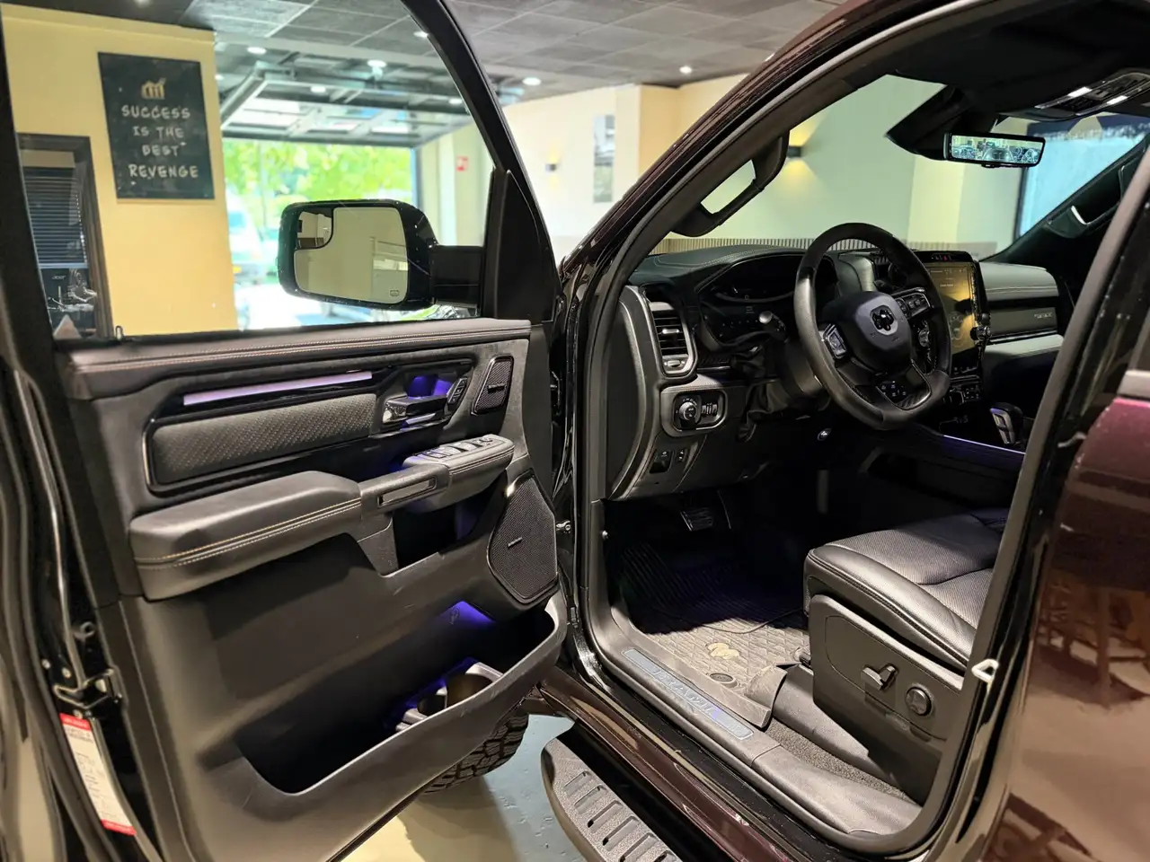 Dodge RAM 2024 — фото 16