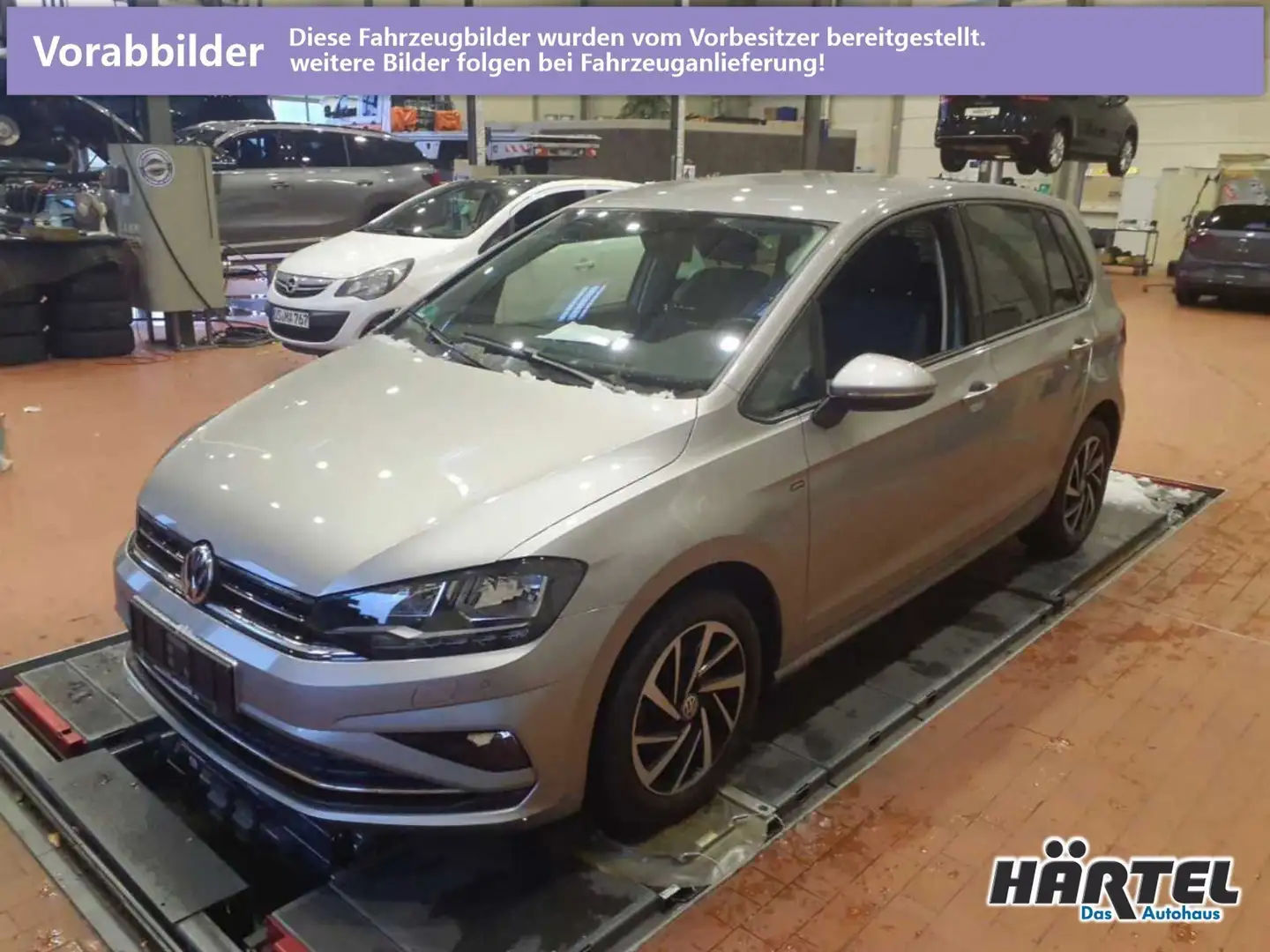 Volkswagen Golf Sportsvan JOIN 1.0 TSI DSG (+NAVI) Bluetooth Silber - 2