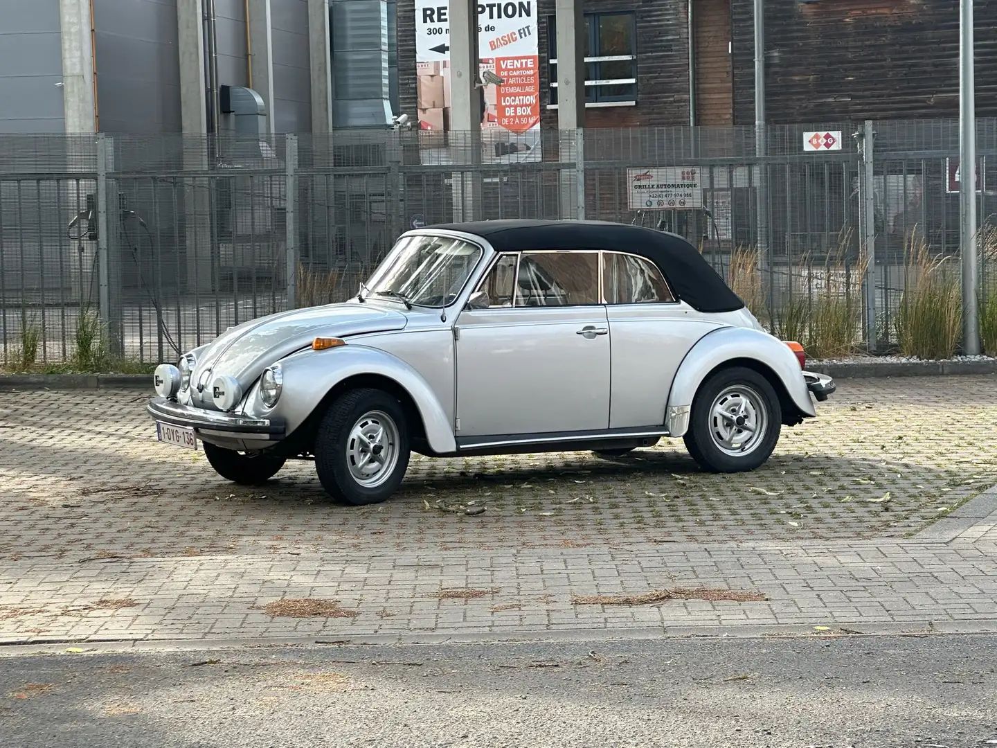 Volkswagen Coccinelle 1303 injection Szary - 1