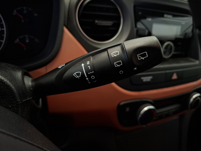 Hyundai i10 1.0i i-Motion Premium 3e Eigenaar Airco Garantie M — photo 15