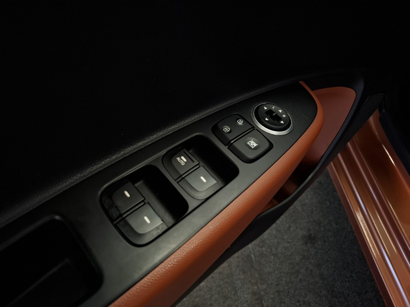 Hyundai i10 1.0i i-Motion Premium 3e Eigenaar Airco Garantie M — photo 11
